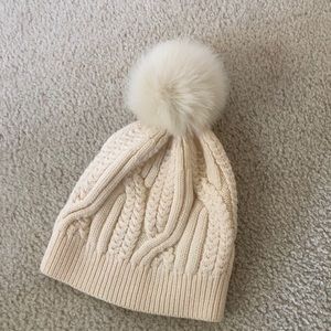 Club Monaco Wool Hat Fluffy White